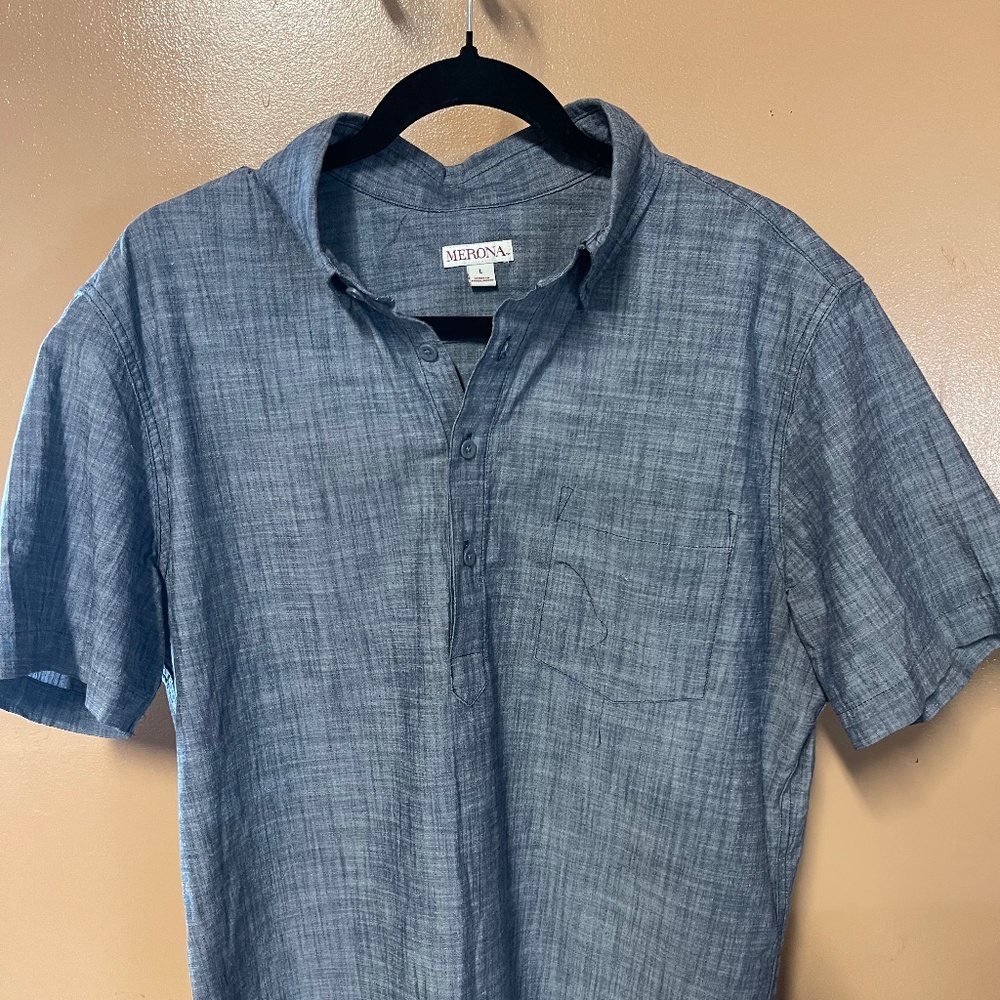 Merona Shirt sleeve T shirt with buttons